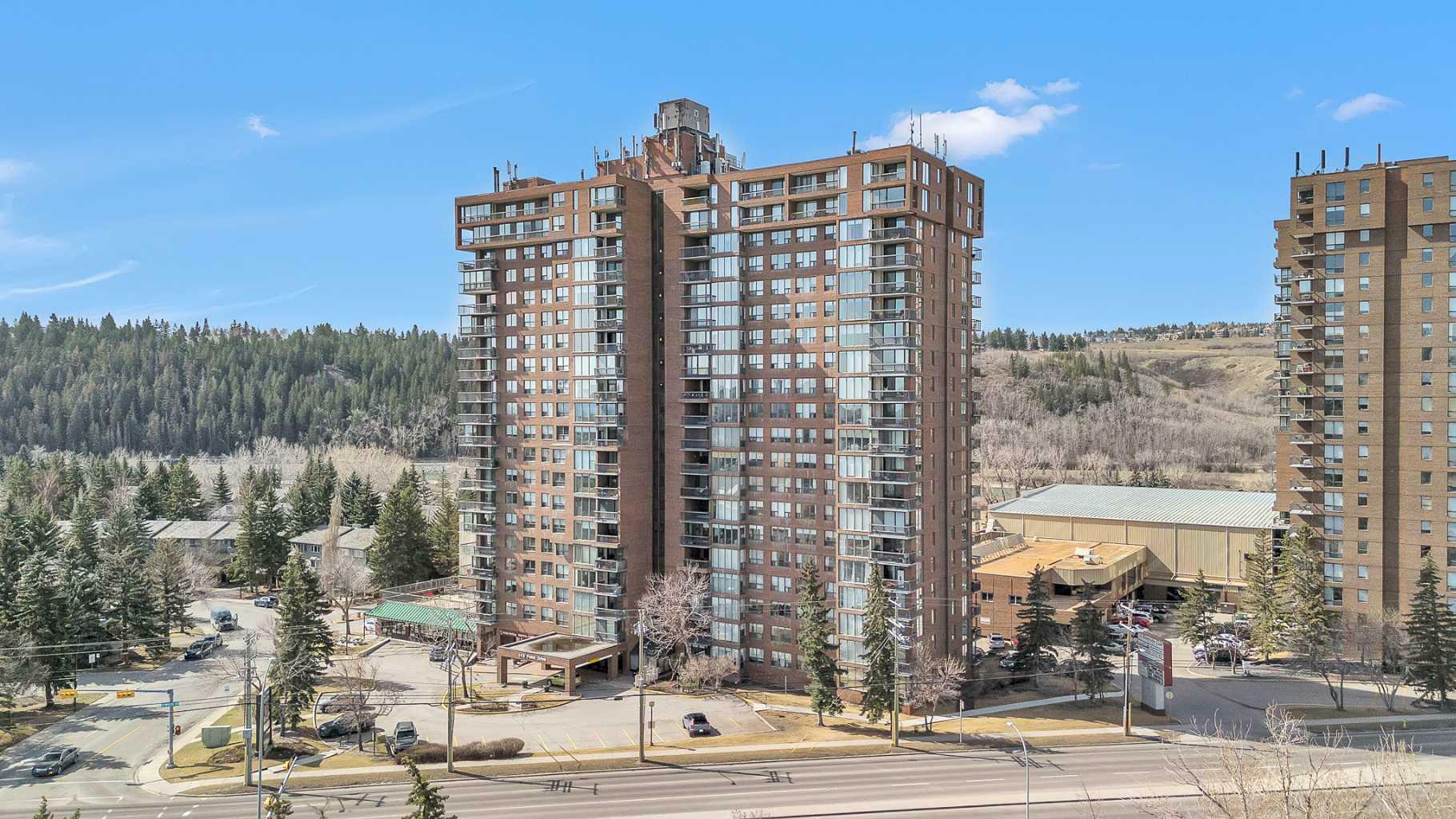 Property Photo: 145 Point Drive NW 407 AB T3B 4W1