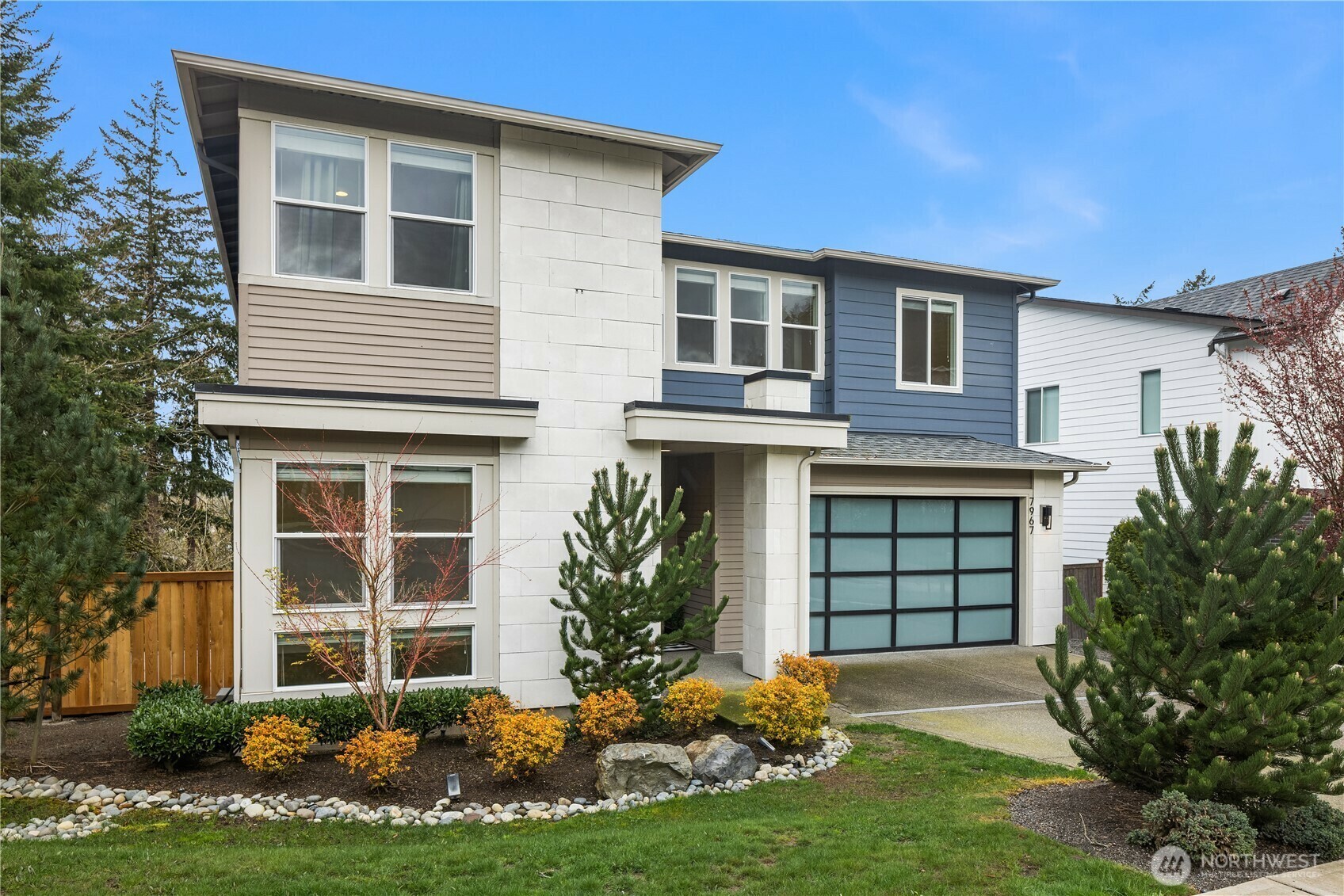 Photo de la propriété: 7967 112th Lane SE WA 98056