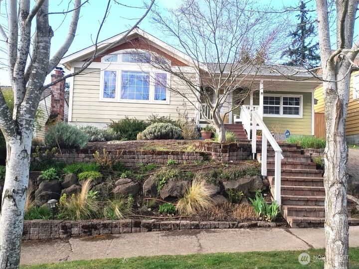 5124 S Willow Street  Seattle WA 98118 photo