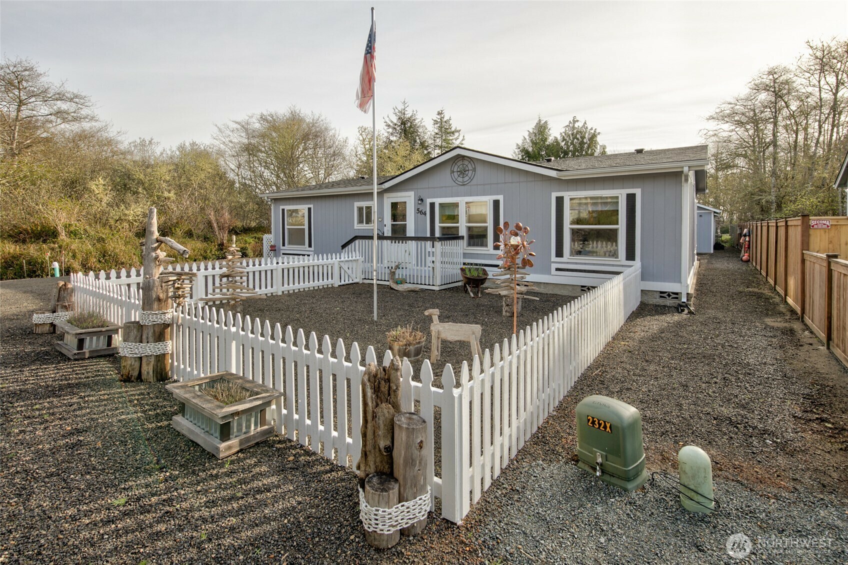 564  Chenois Avenue NE  Ocean Shores WA 98569 photo