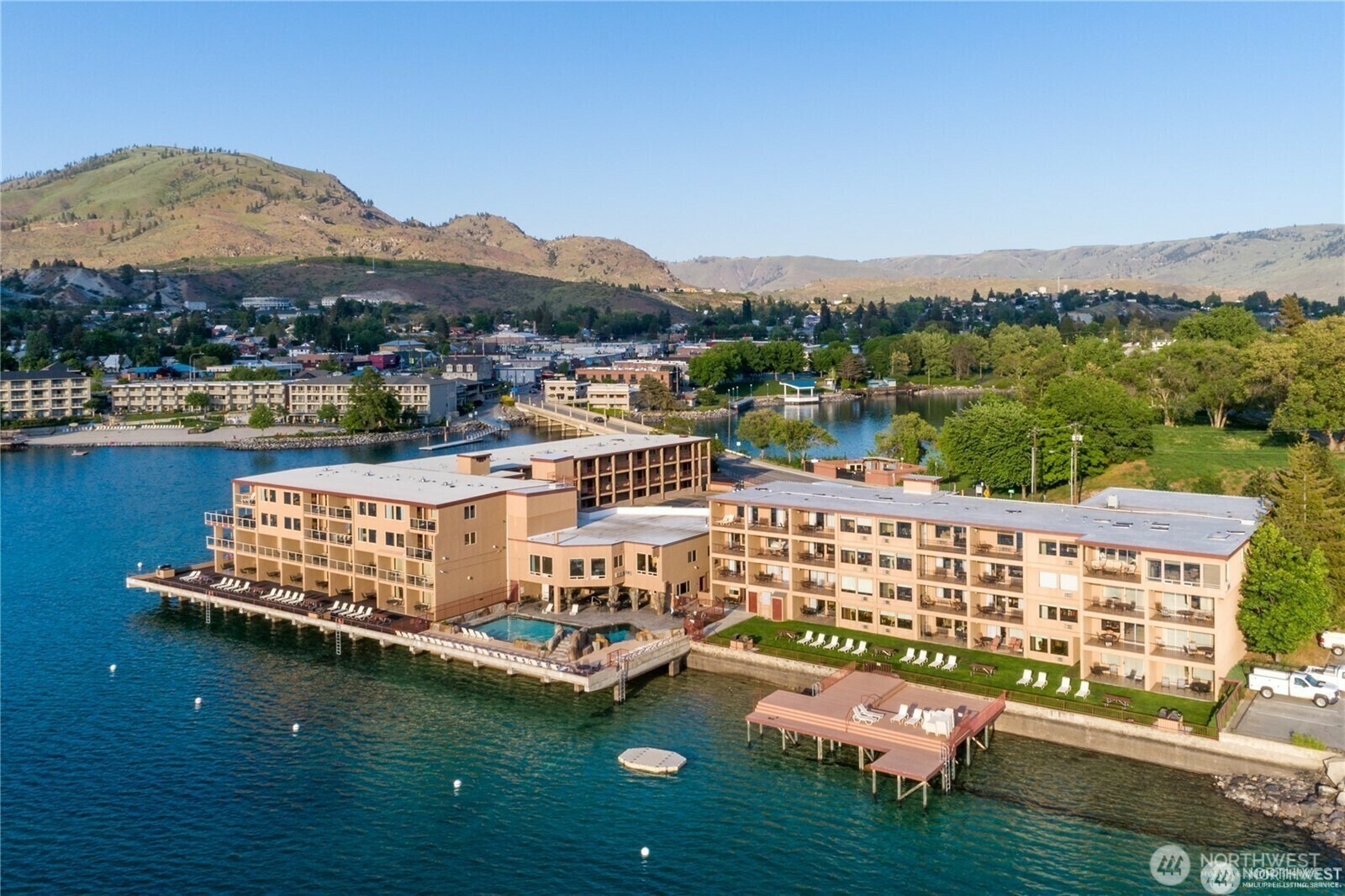 Property Photo: 322 W Woodin Avenue 723 WA 98816