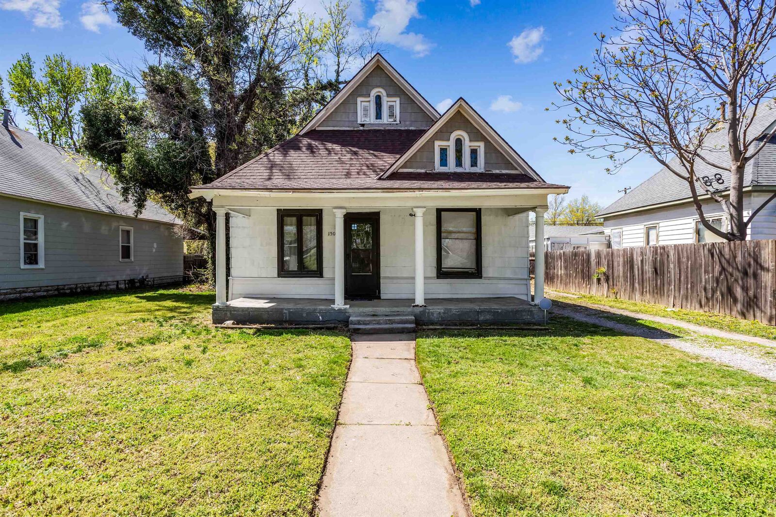 Property Photo:  1503 S Water St  KS 67213-5215 