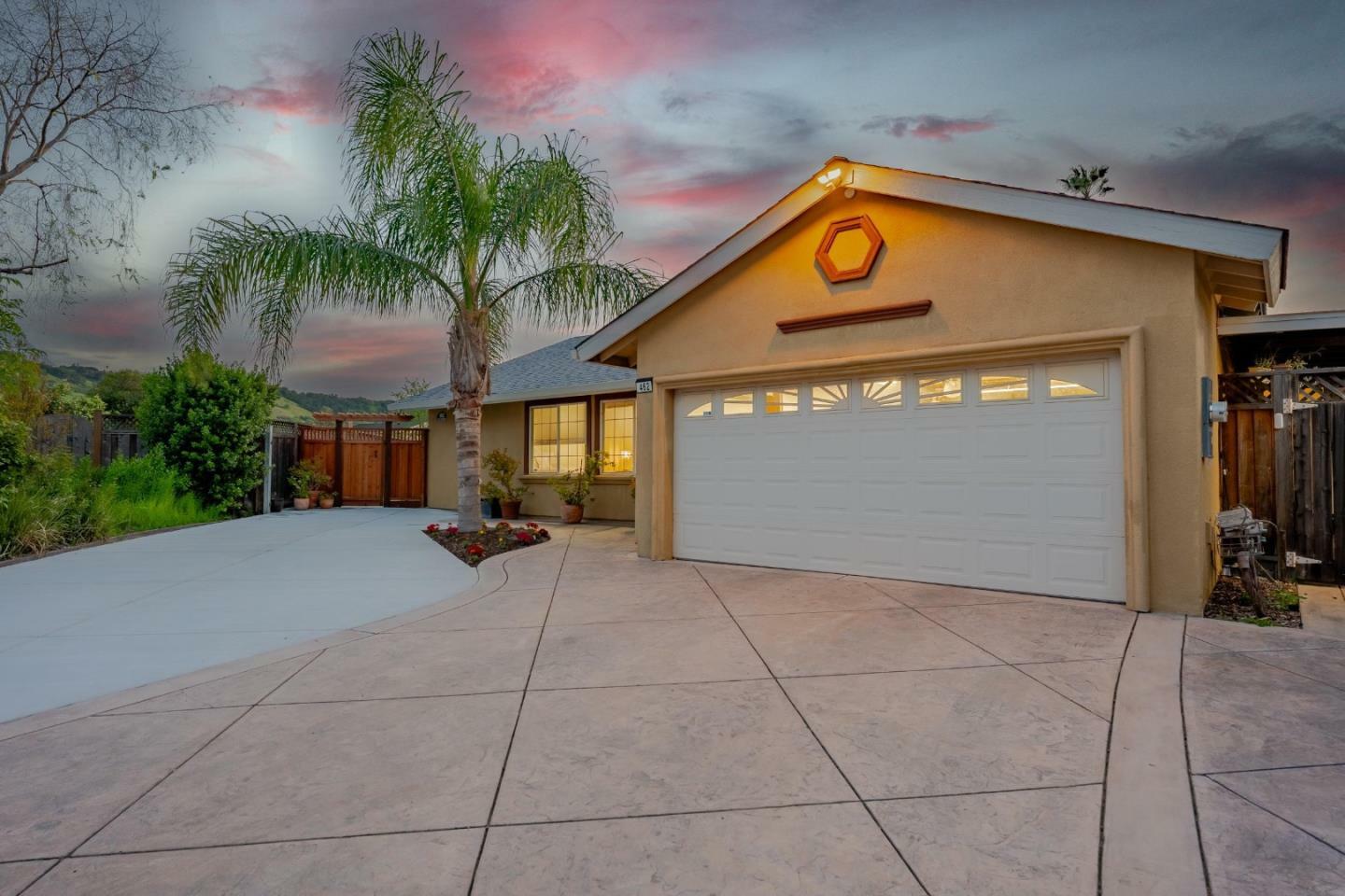 Property Photo: 462 Madison Drive CA 95123