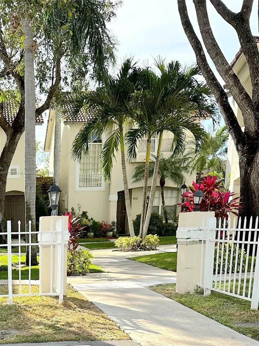 Property Photo: