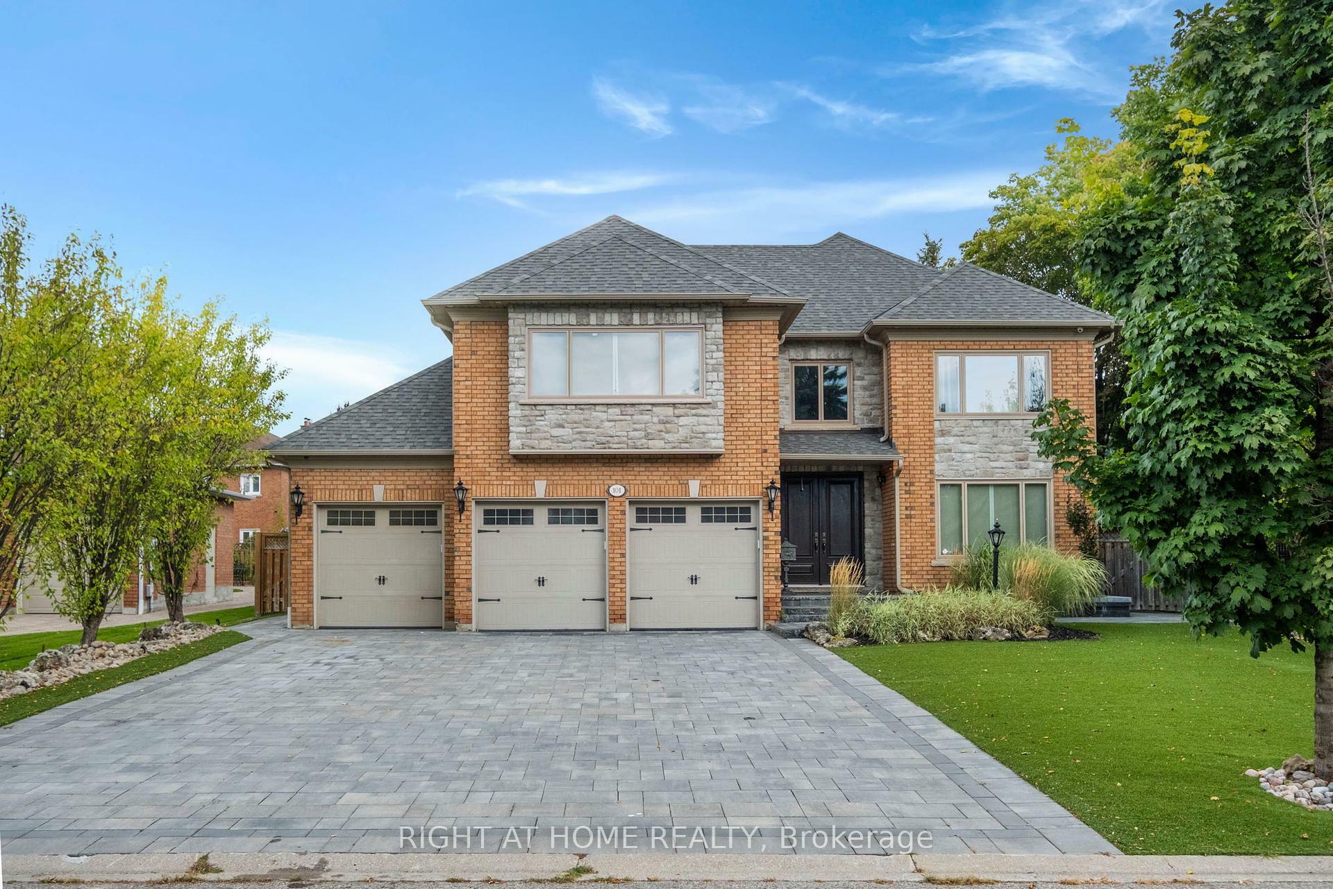 Property Photo: 101 Woodgreen Drive ON L4L 3B2