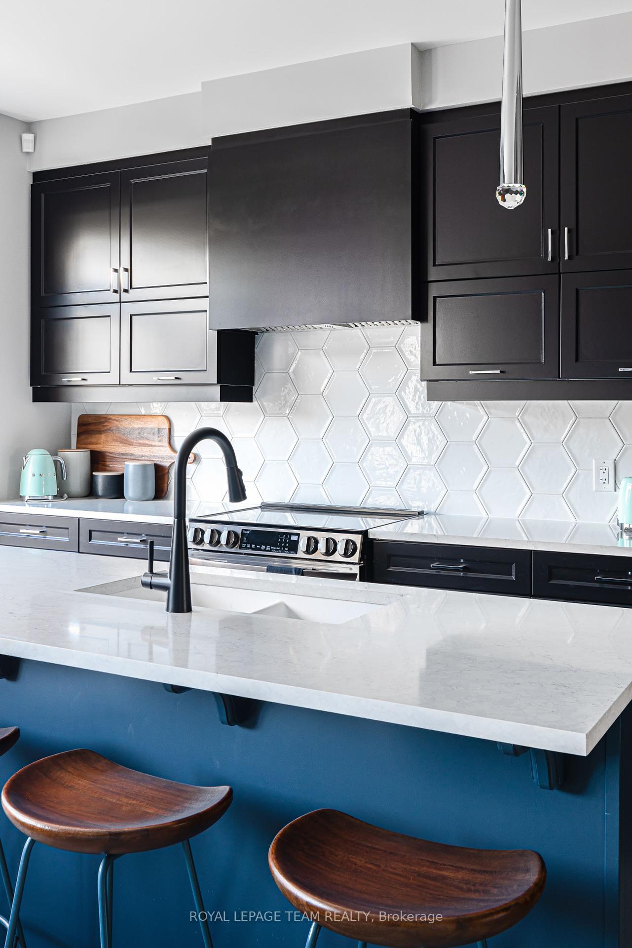 Property Photo:  481 Patrick Street  ON K0G 1J0 
