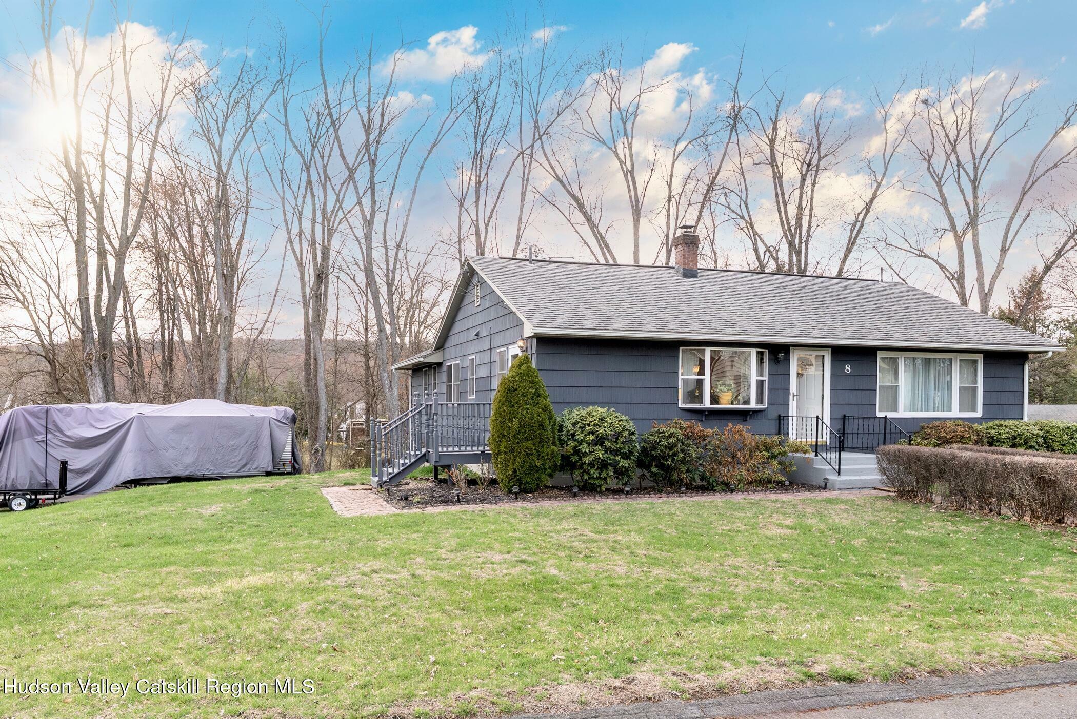 8 Vans  Lake Katrine NY 12449 photo