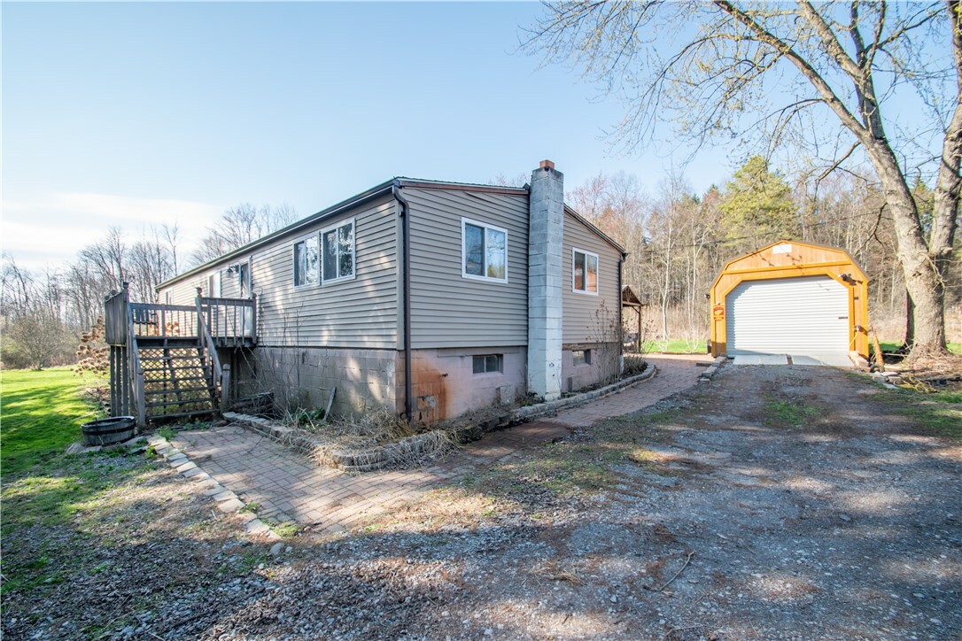 Property Photo: 341 Palmer Rd PA 16116
