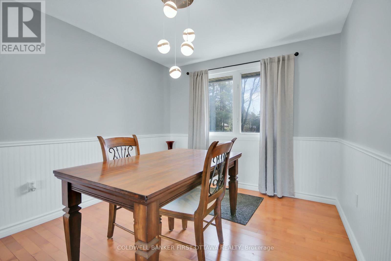 Property Photo: 7020 Parkway Road ON K4P 1A7