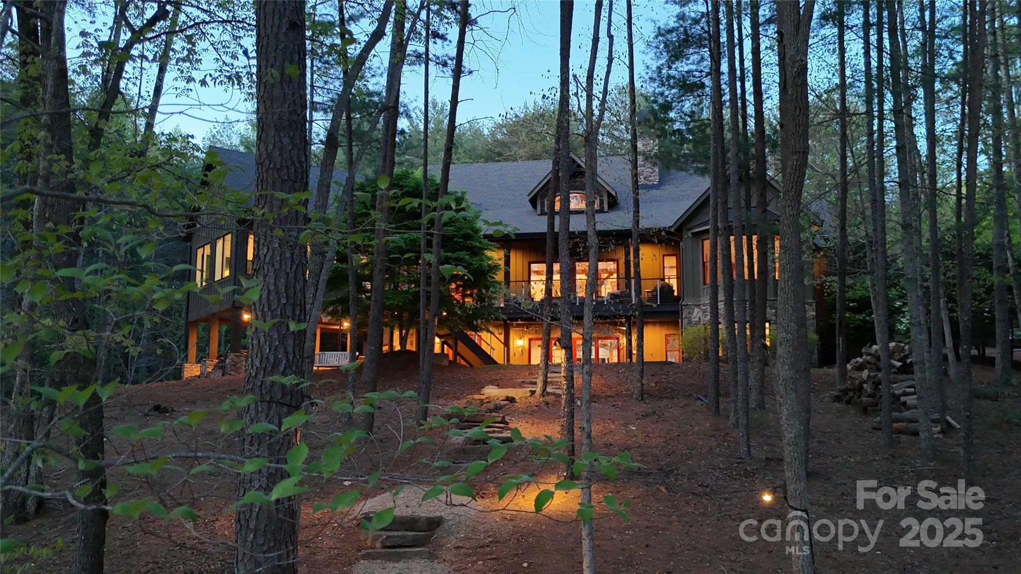 Property Photo: 92 Gobblers Neck Drive NC 28761