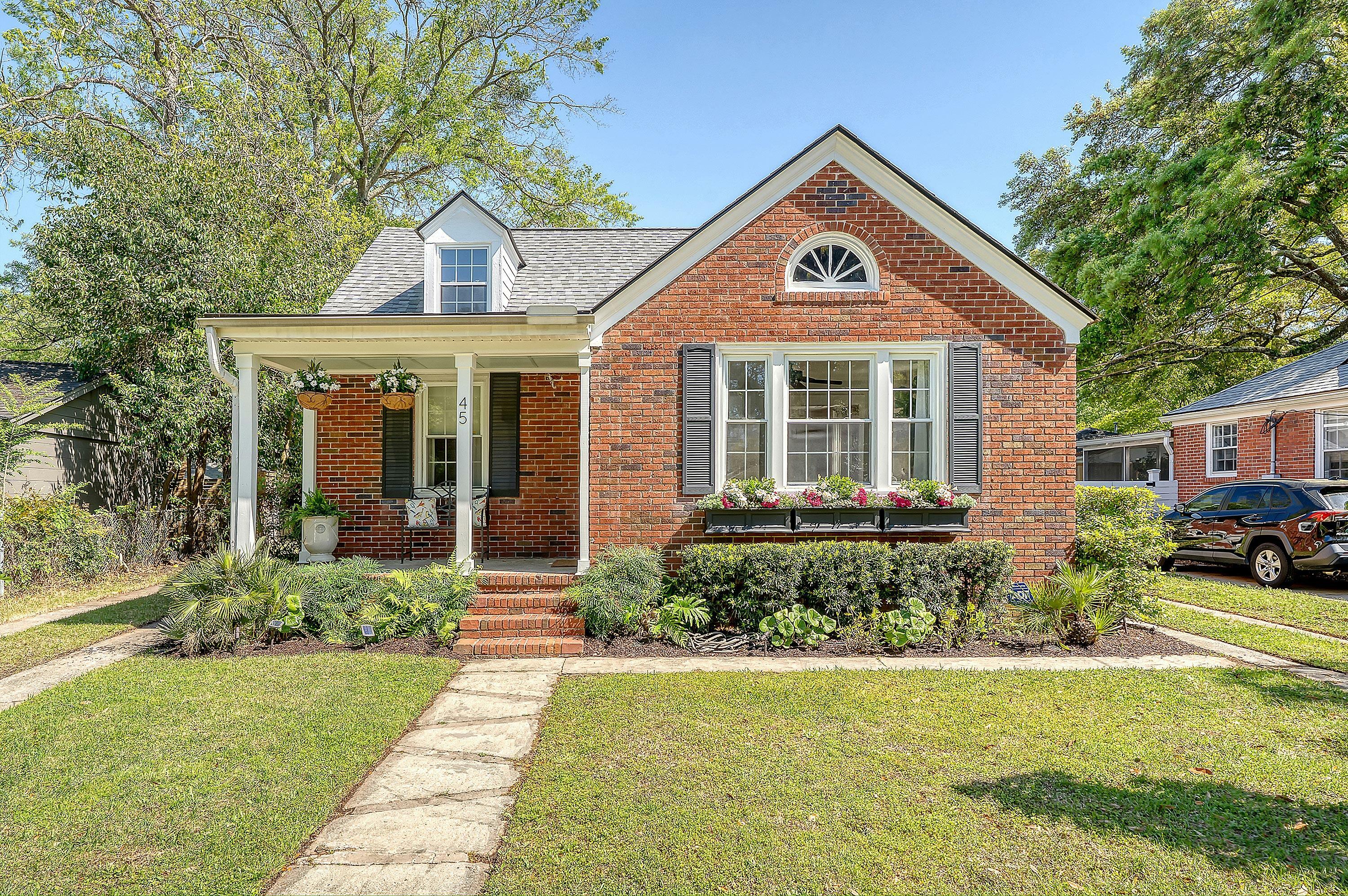 Property Photo: 45 Lyttleton Avenue SC 29407