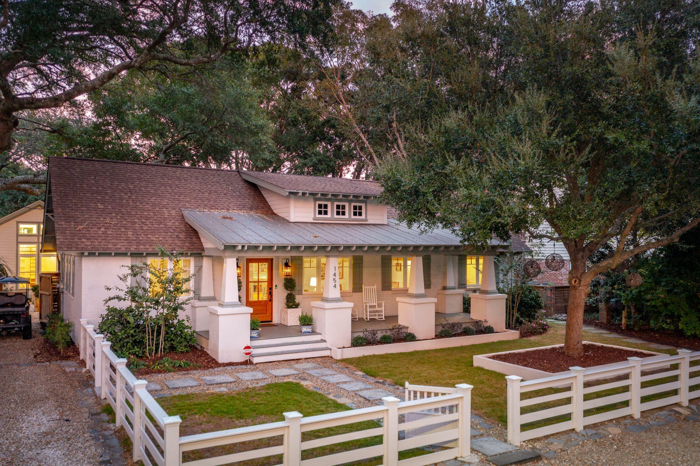 Property Photo: 1454 Seminole Street SC 29464