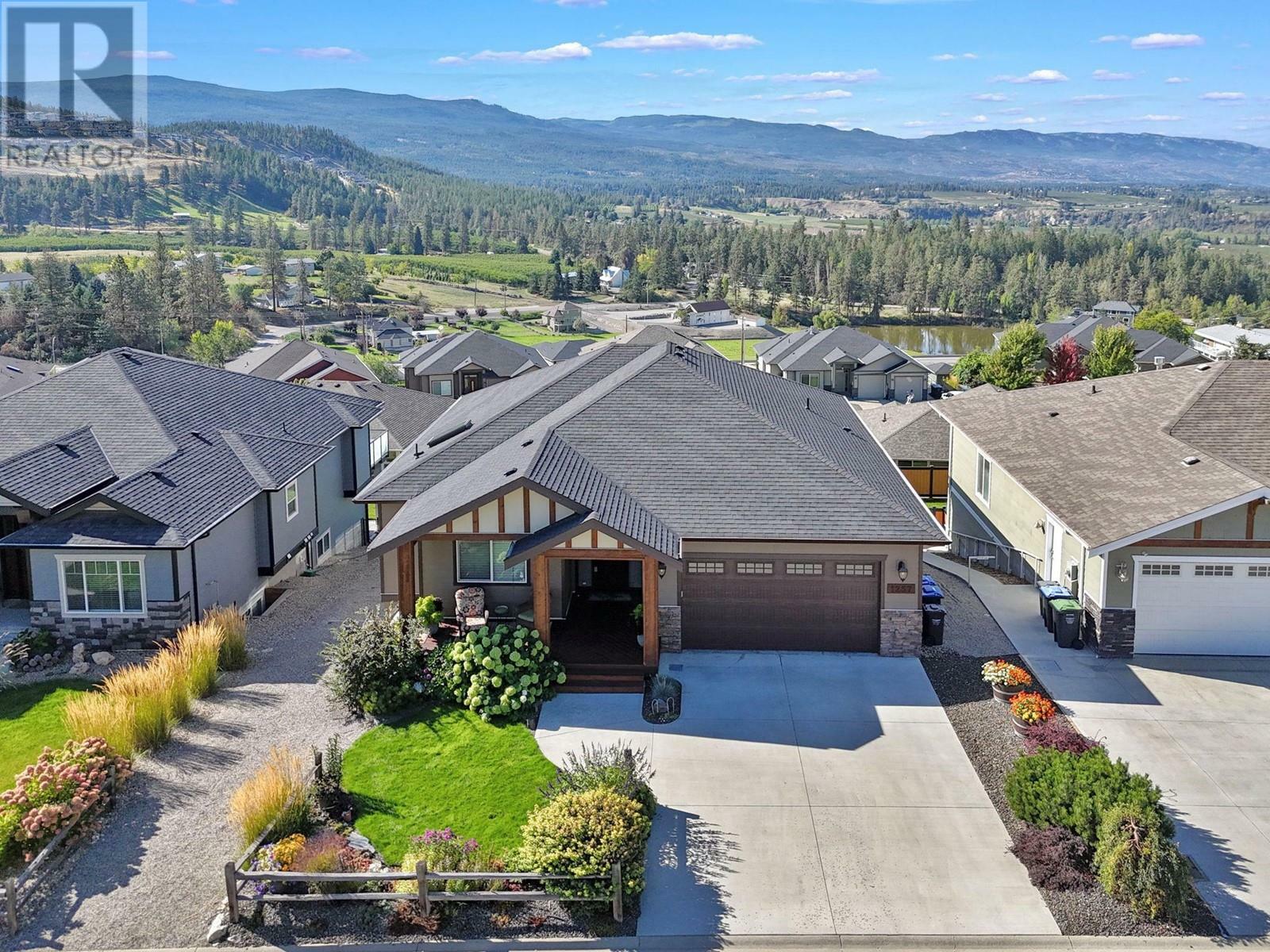 1257 Feedham Avenue  Kelowna BC V1P 1P5 photo
