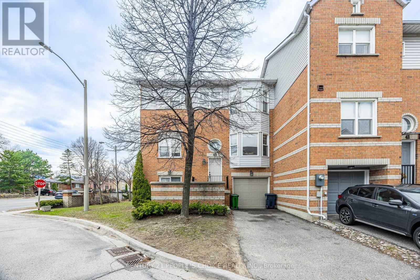 Property Photo: 630 Evans Avenue 42 ON M8W 2W6
