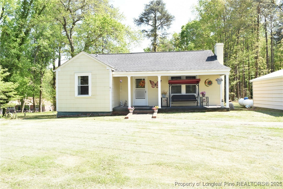 Property Photo: 3013 Carbonton Road NC 27330