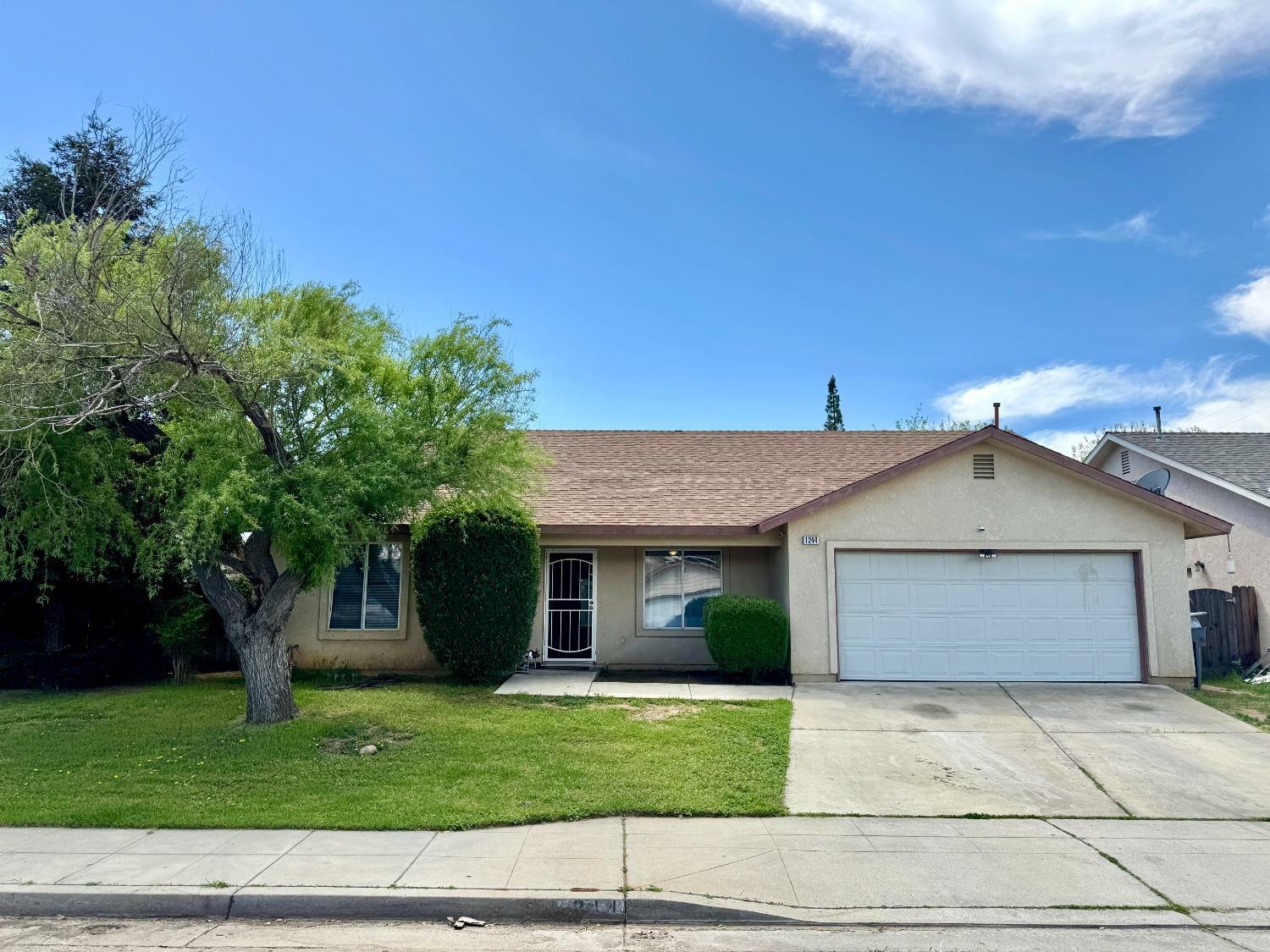 1244 Estabrook Avenue  Clovis CA 93612 photo