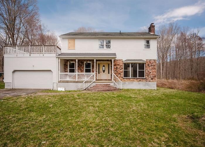 Property Photo: 27 Nathan Hale Drive NY 12582