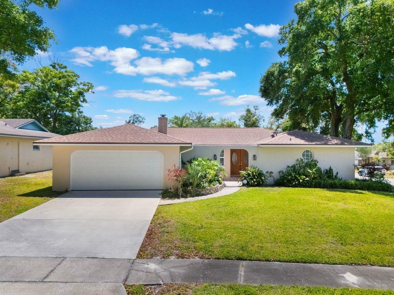 Property Photo: 580 S Indigo Road FL 32714
