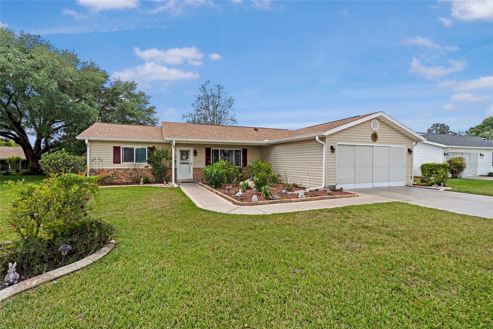 Property Photo: 17806 SE 97th Court FL 34491