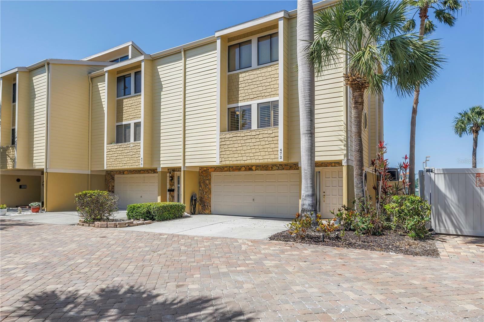 Property Photo: 472 Sandy Hook Road FL 33706