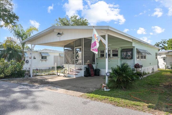 Property Photo: 3275 26th Avenue E 187 FL 34208