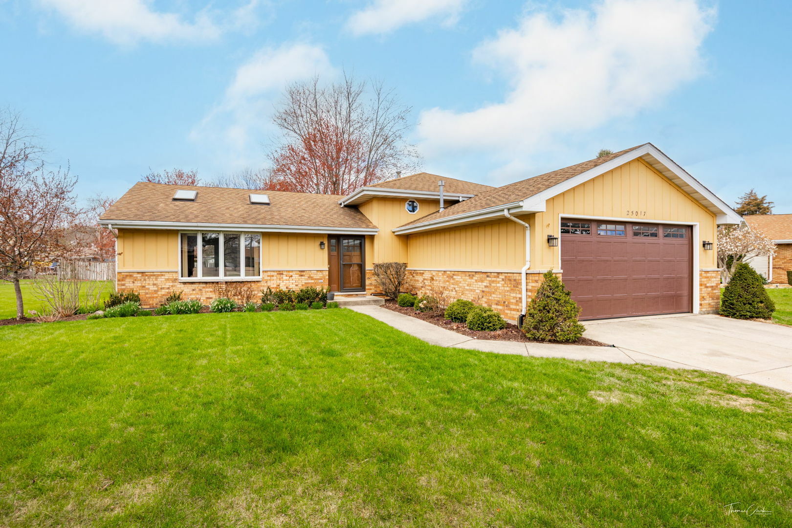 Property Photo: 25017 W Sundance Court IL 60544