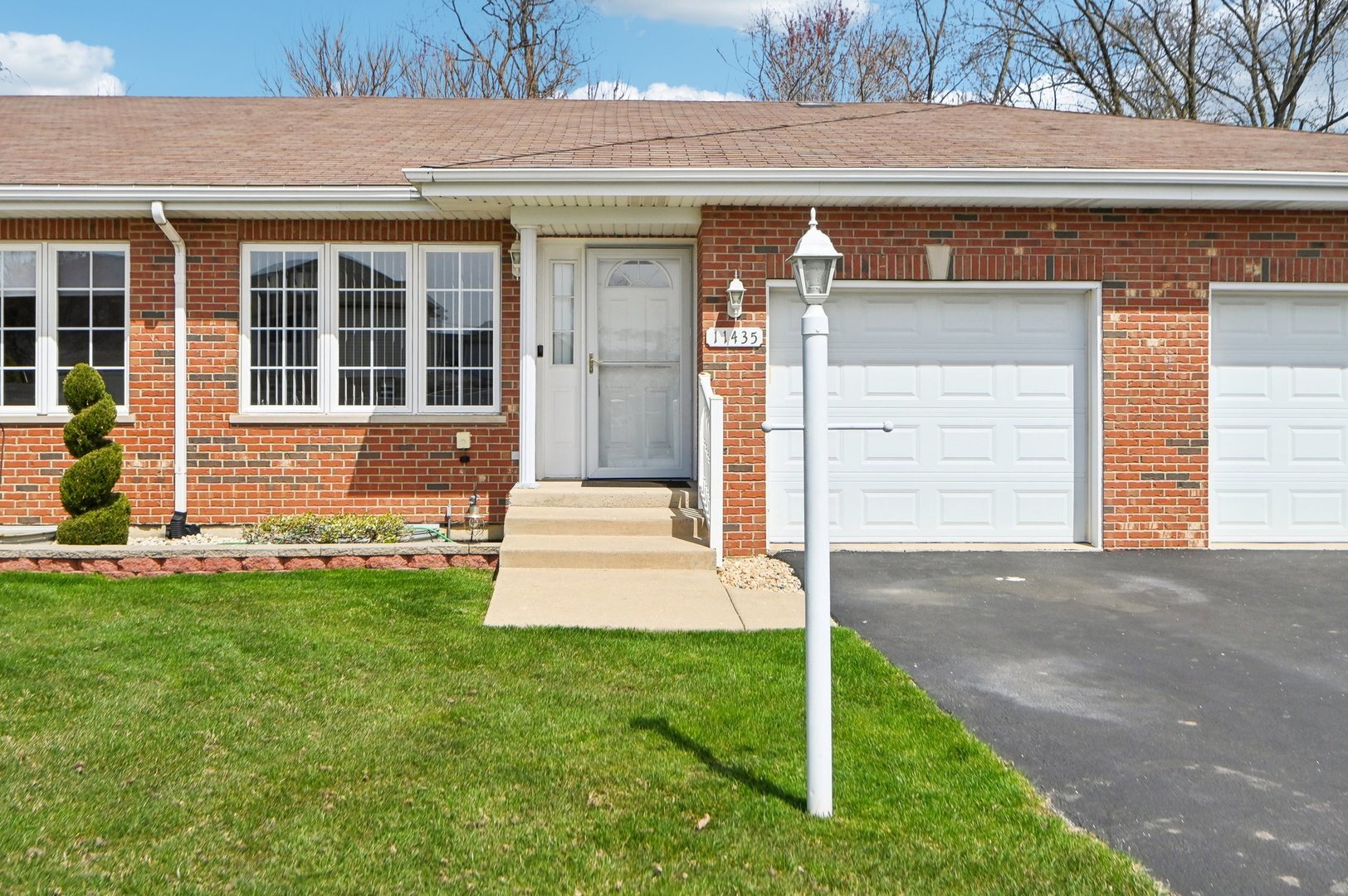 Property Photo: 11435 Crossings Court 0 IL 60803