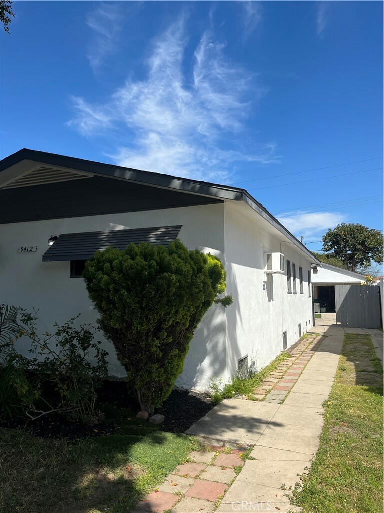 Property Photo: 9412 Bryson Avenue CA 90280