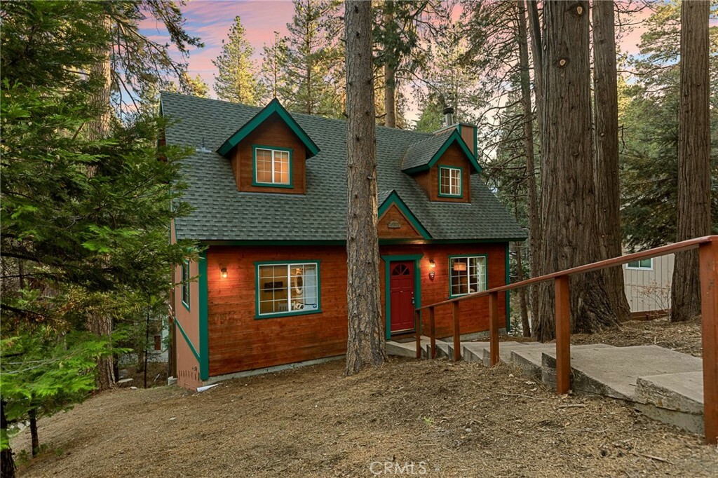 Property Photo:  432 Clubhouse Drive  CA 92352 