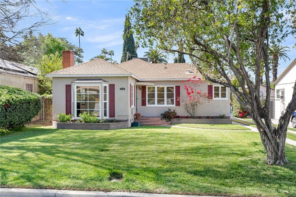 Property Photo: 4128 Oakwood Place CA 92506