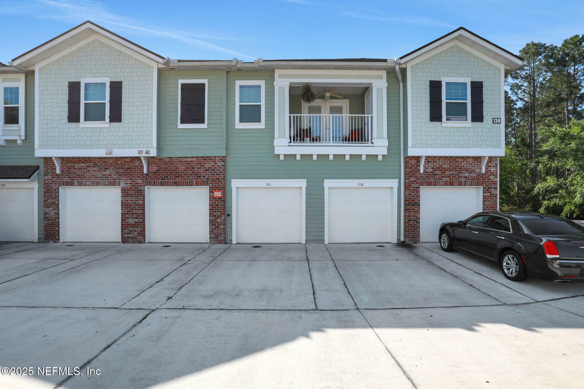 Property Photo: 130 Burnett Court 101 FL 32259