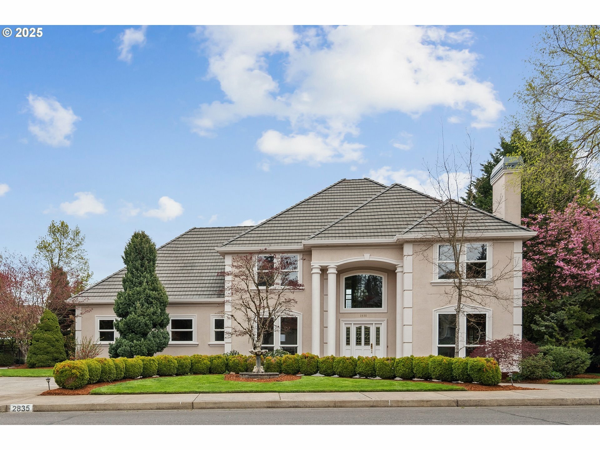 2835 NW Lacamas Dr  Camas WA 98607 photo