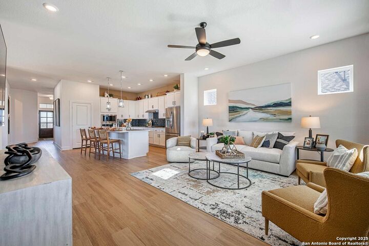 Property Photo:  2715 Vistablue Ln  TX 78245 