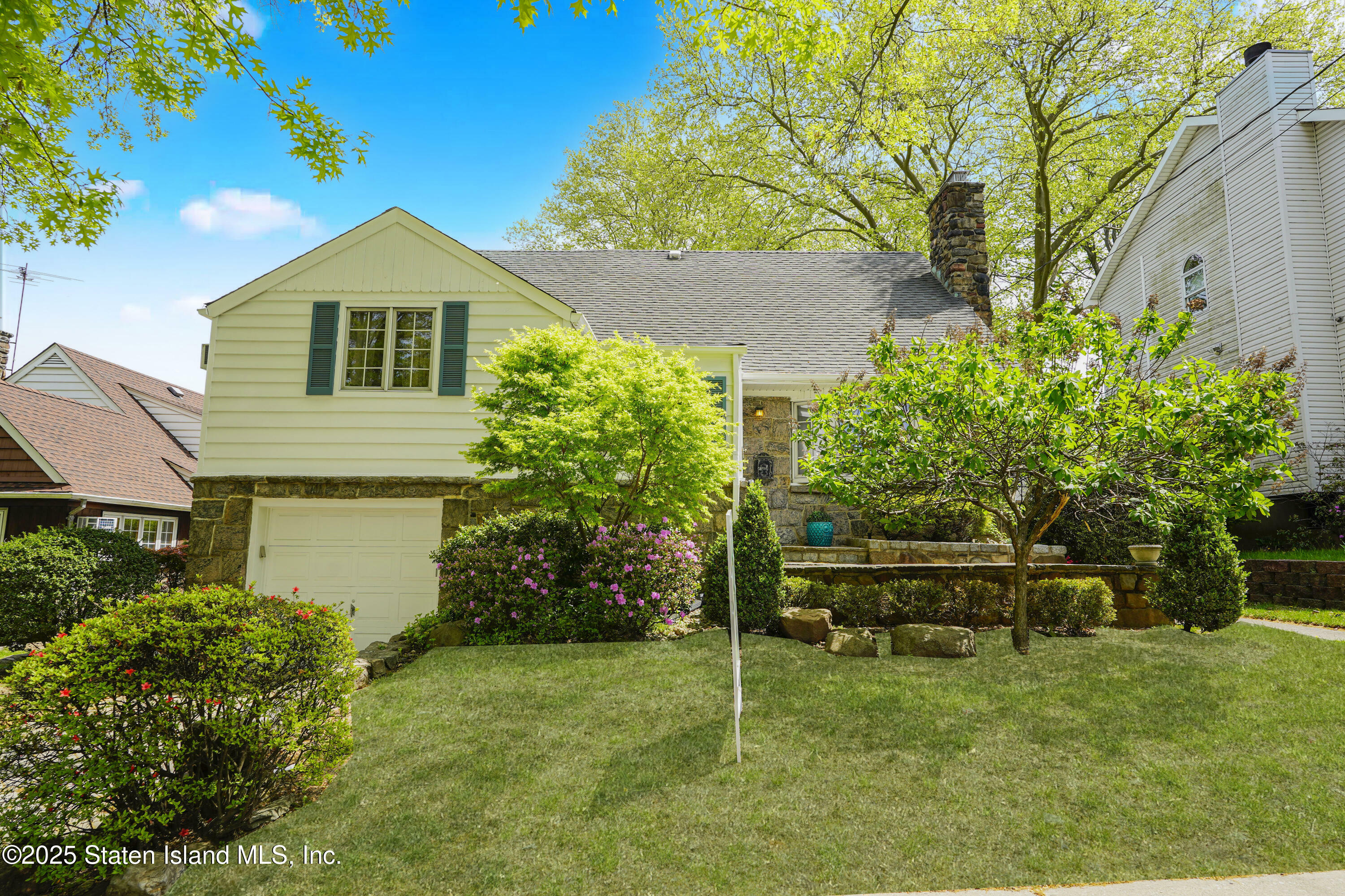 Property Photo: 249 Slosson Avenue NY 10314