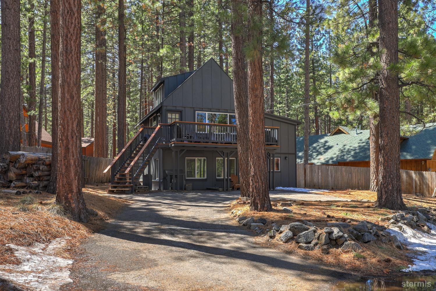 Property Photo: 1462 Chinquapin Drive CA 96150