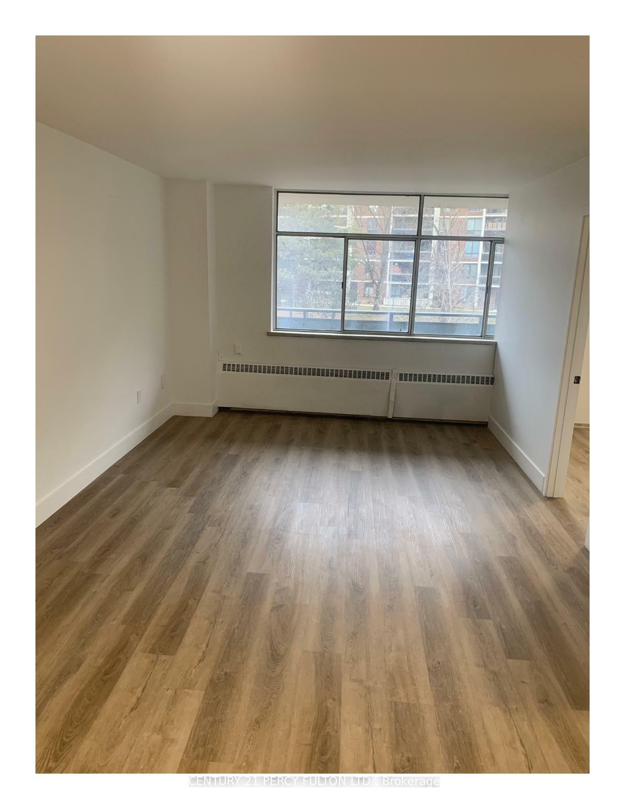 Property Photo: 6 Park Vista Drive 606 ON M4B 1A2