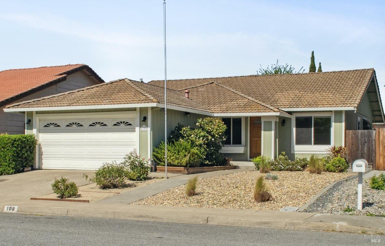 Property Photo: 108 Banff Way CA 94954