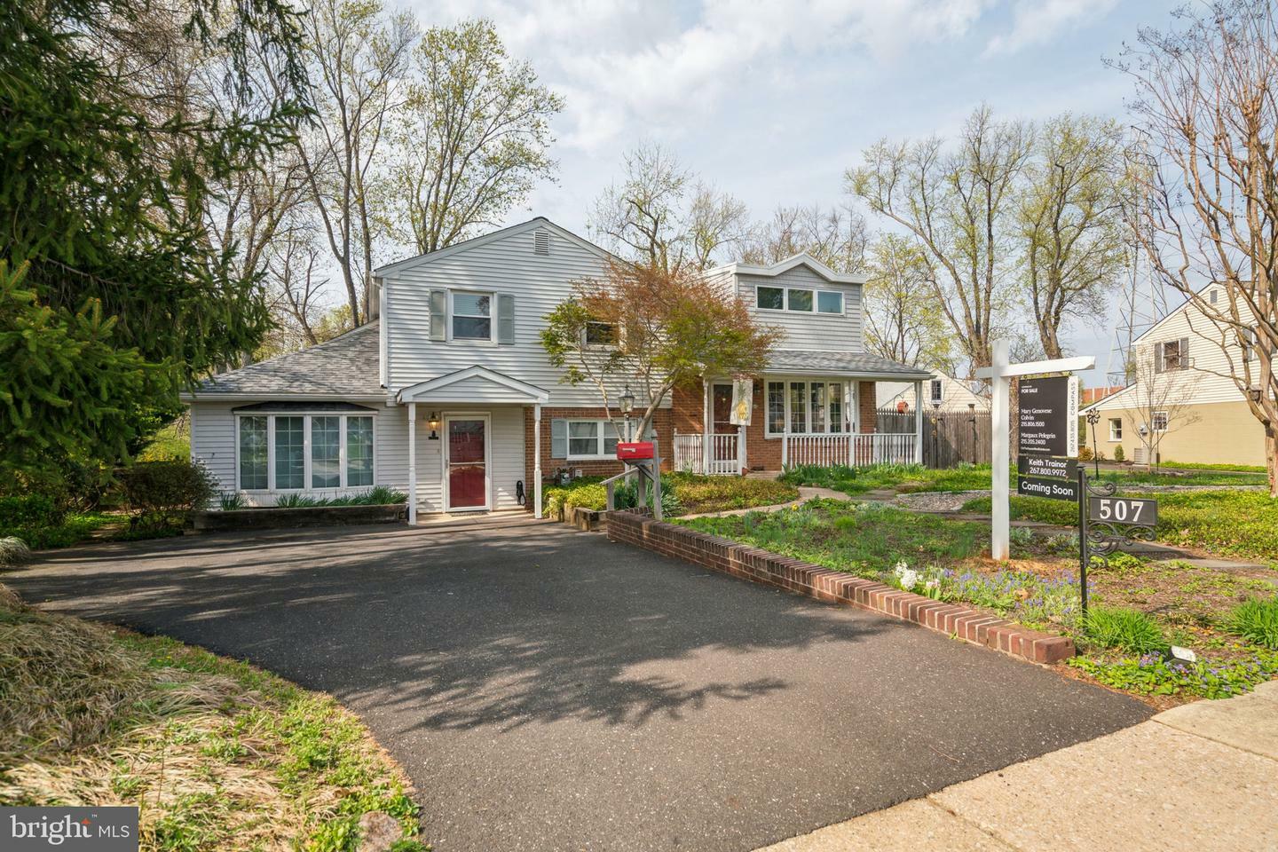 Property Photo: 507 Poplar Road PA 19031