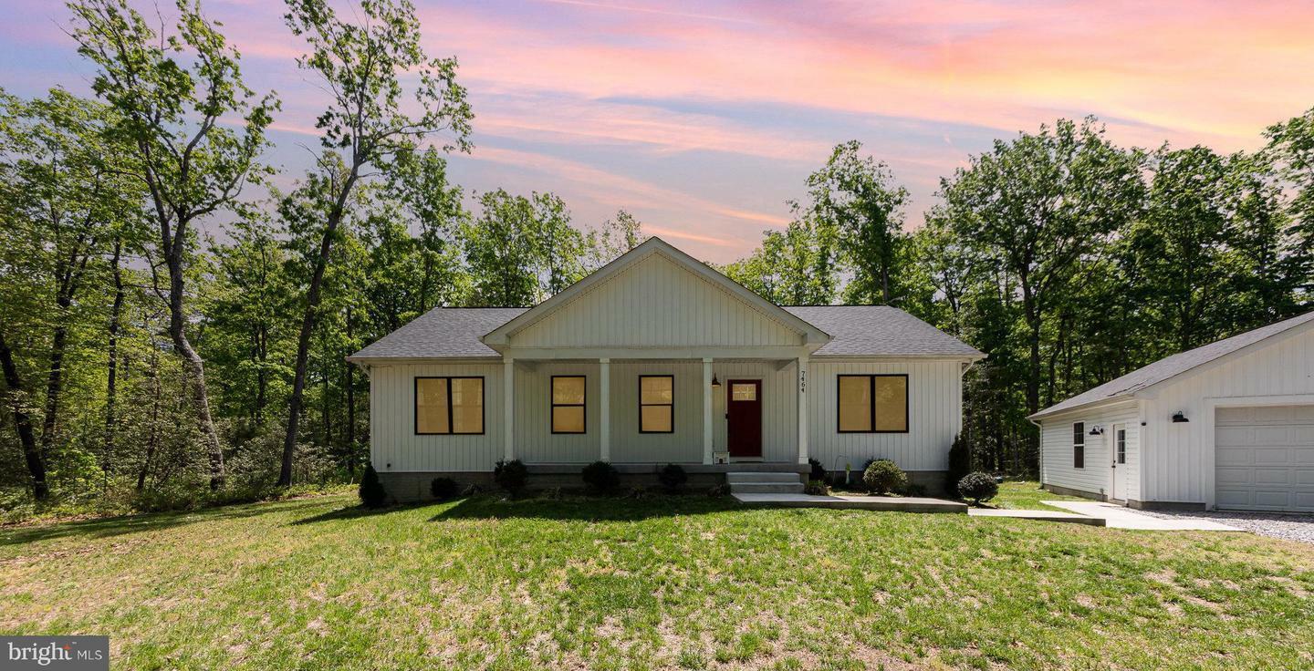 Property Photo: 7464 Cedar Fork Road VA 22546
