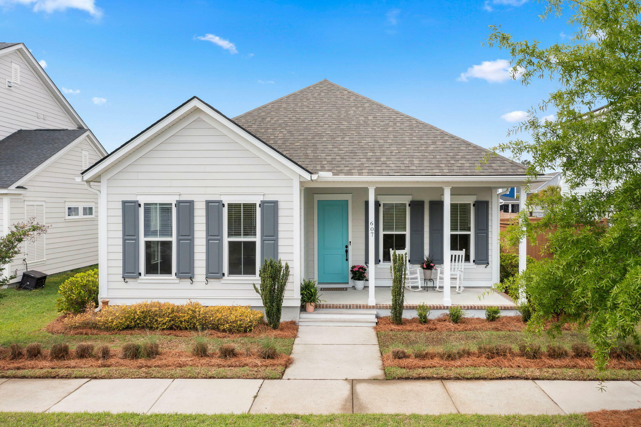 Property Photo: 607 Heartwood Lane SC 29486