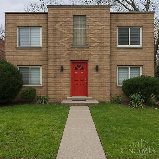 Property Photo: 4431 Ridgeview Avenue OH 45238