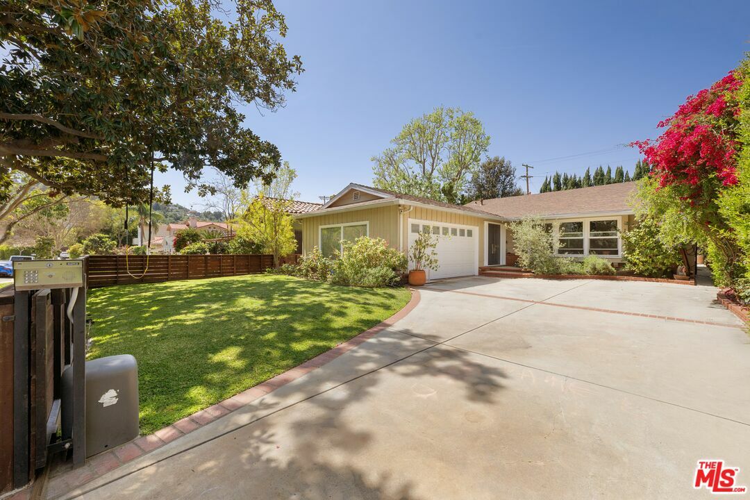 4117 Bakman Ave  Studio City CA 91602 photo