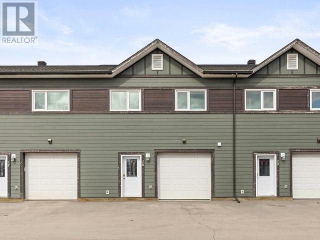 Property Photo: 18-92 Iskoot Crescent YT Y1A 0P9