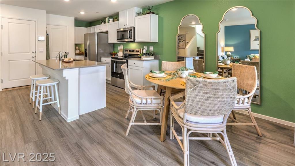 Property Photo: 6956 Lynbridge Street Street 61 NV 89166