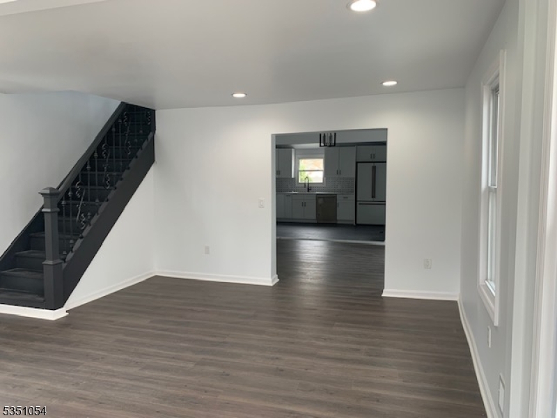 Property Photo:  19 Roosevelt Ave  NJ 07660 