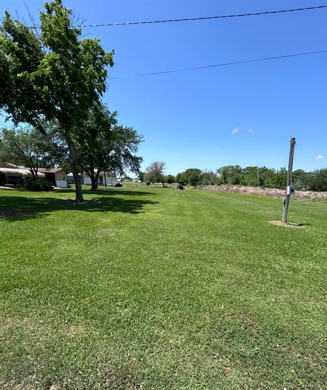 Property Photo: 709 11 St TX 77465