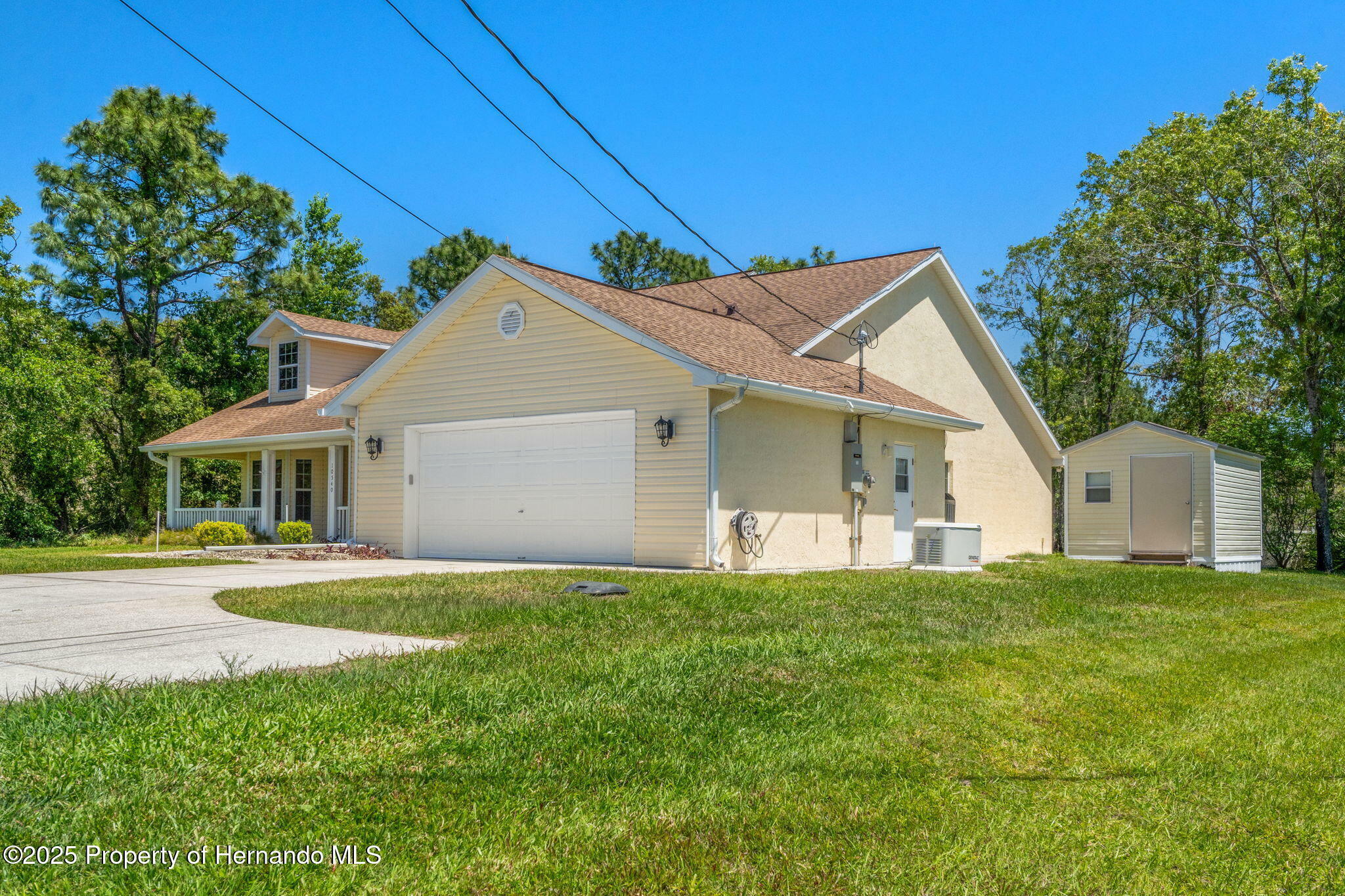Property Photo: 10540 Noddy Tern Road FL 34613