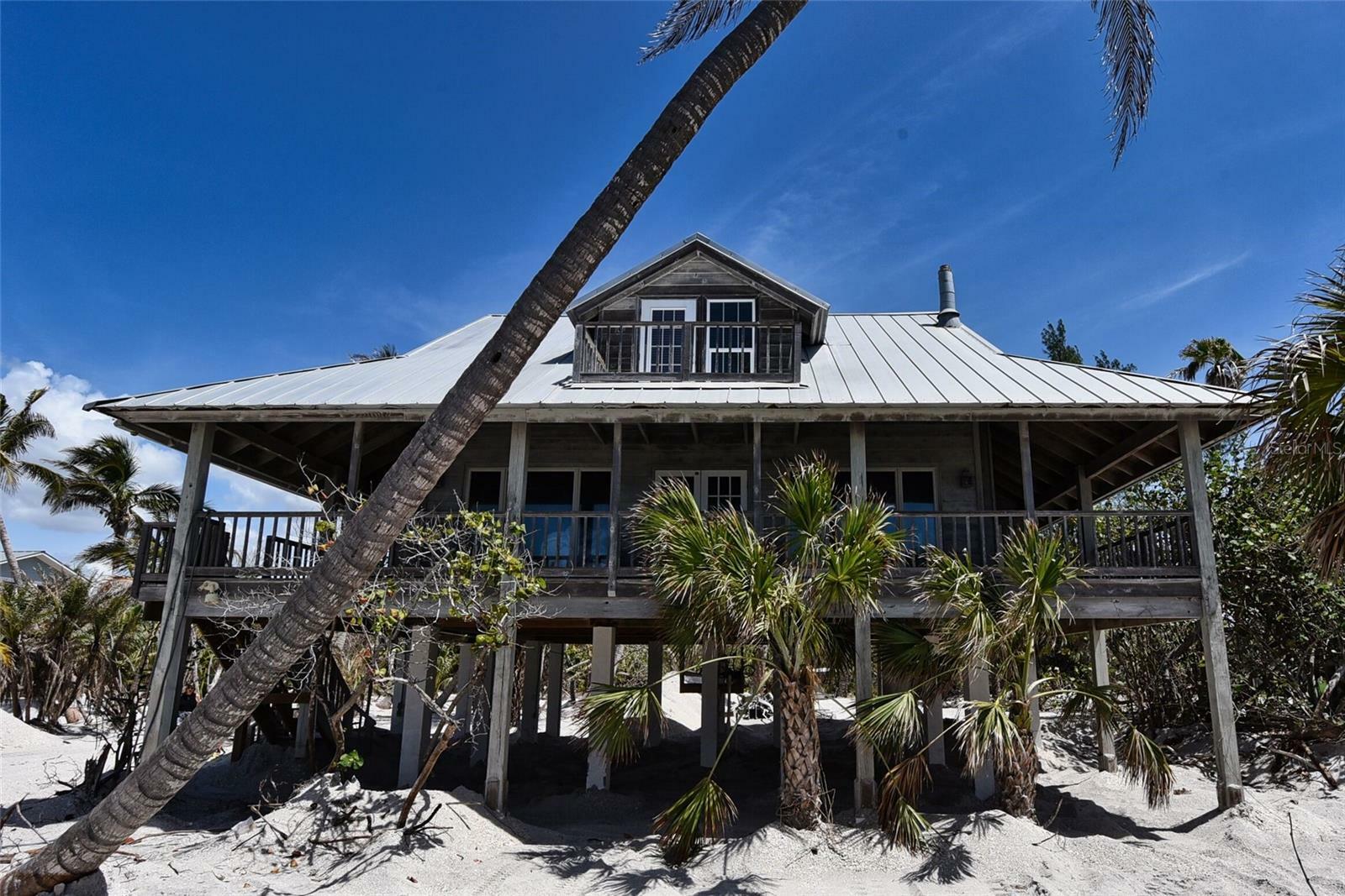 Property Photo: 8754 King Street FL 33946