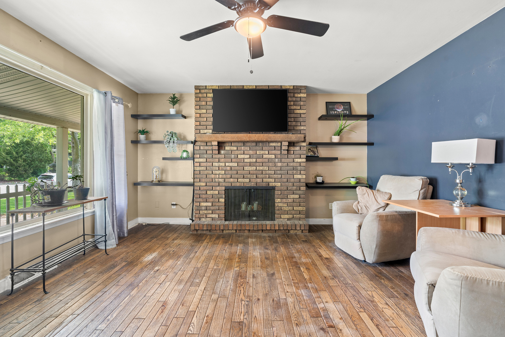 Property Photo: 12 Scarsdale Road IL 60538