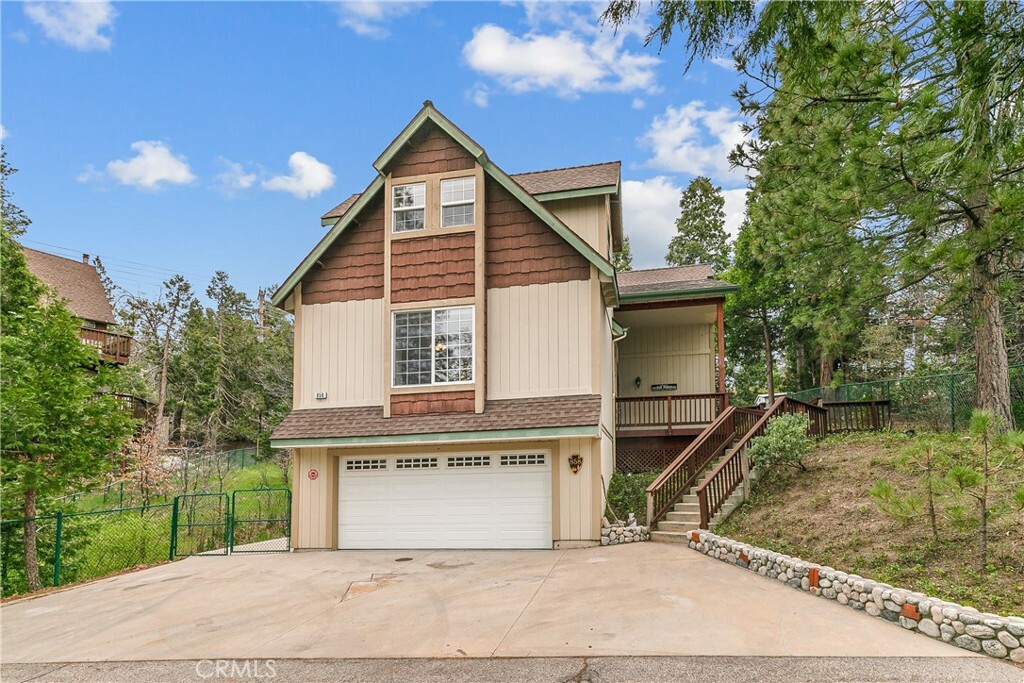 Property Photo: 858 Grass Valley Road CA 92352